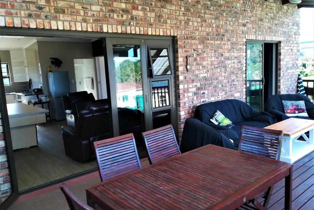 2 Bedroom Guest Suite at A-frame Glengariff Beach Glen Eden Bagian luar foto